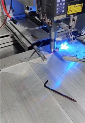 Який статус технології рідинного охолодження для зберігання енергії в Китаї